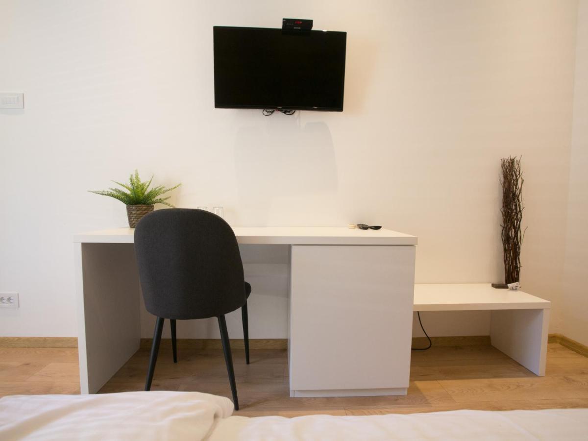 Studio 138 Belgrade Extérieur photo